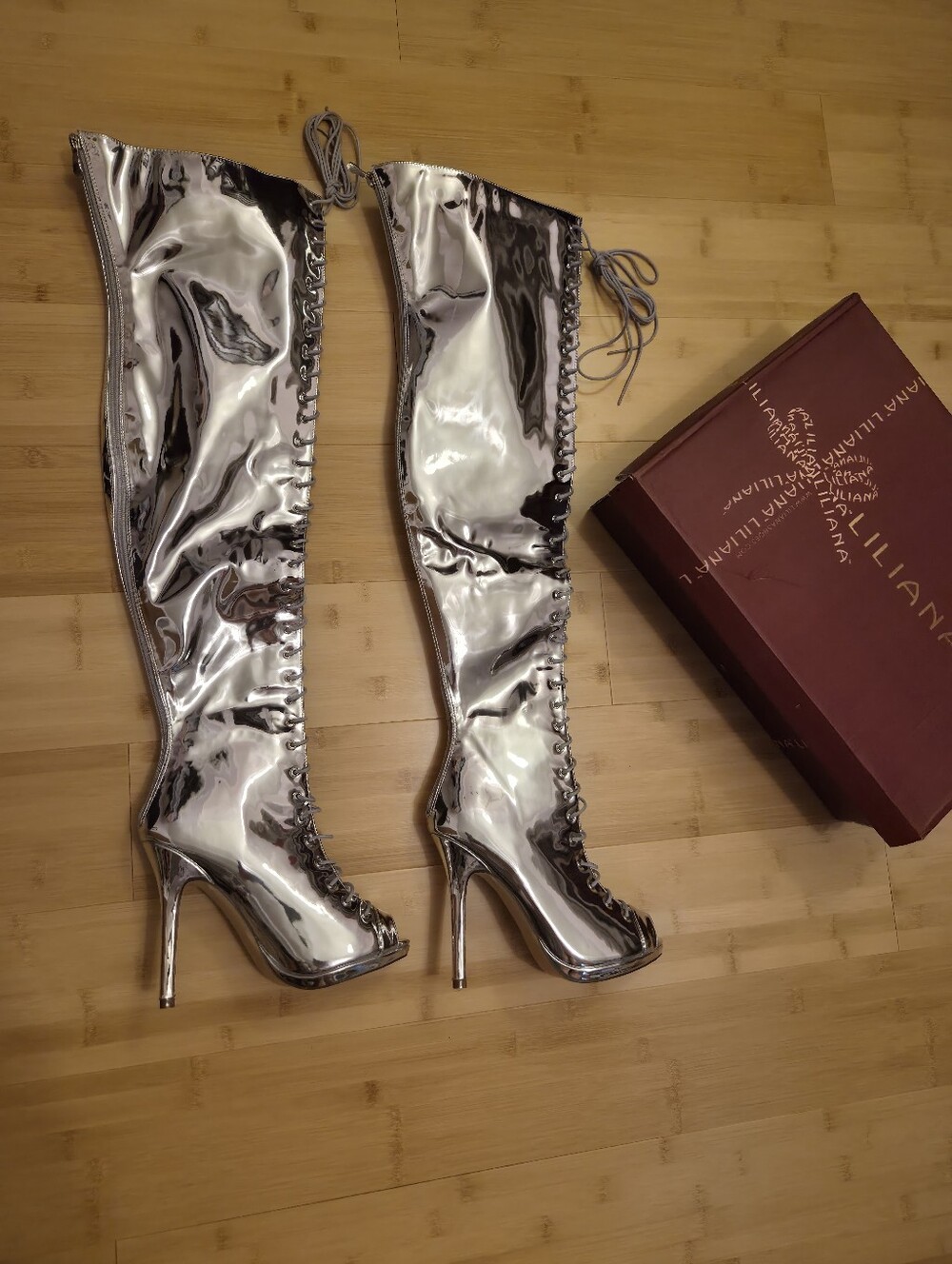 Liliana Silver Metallic Metallic Thigh High Lace Up Peep Toe Stiletto Boots 9 - Picture 11 of 15